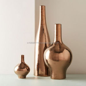 Florero de metal esculpido con inspiración natural hecho a mano para casas verdes artistas florales o temas de jardín Zen - Product Image 2