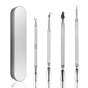 Instrument de soin des cuticules ultra-raffiné : Repousse-cuticules de précision et embout de nettoyage pour des résultats lisses, propres et détaillés - Product Image 1