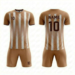 Uniformes de Fútbol Personalizados al Mejor Precio para Adultos, Conjuntos de Fútbol de Color Sólido con Impresión por Sublimación, Transpirables y de Secado Rápido, Servicio OEM - Product Image 4
