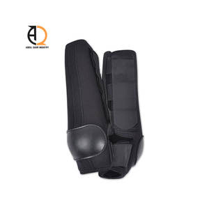 Bottes de protection robustes pour chevaux – Équipement d'équitation - Product Image 3