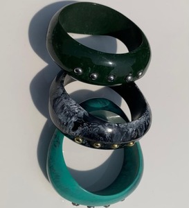 Classic Lightweight Women's <b>Resin</b> Hand Modeled Art Bangle Bracelet Colorful Fashionable Jewelry - Product Image 1