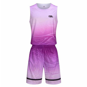 Uniforme de basket-ball de haute qualité pour hommes, vêtements de sport respirants pour les matchs de club, les équipes scolaires et les entraînements. - Product Image 1