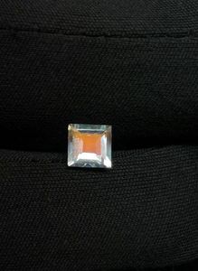 Piedra lunar arcoíris de Madagascar, corte cuadrado. Impresionante fuego naranja con juego de colores. - Product Image 3