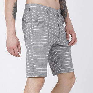 Pantalones cortos informales estampados para hombre, mezcla de algodón, corte ajustado, pantalones cortos de verano con estampado de hojas, ropa informal ligera y elegante para verano - Product Image 2