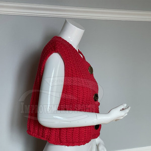 Ropa de calle Color rojo Chaleco de punto recortado para mujer MOQ bajo de la mejor calidad - Product Image 3