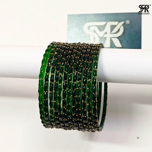 Juego de brazaletes de cristal verde oscuro premium con cuentas doradas, joyería nupcial tradicional india, elegante brazalete étnico para mujer - Product Image 2