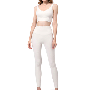 Solid Pattern Logo Best Selling High Quality Yoga Set Latest Style with Solid Pattern and Front Logo Wholesale Hot Sale Adult - Product Image 1