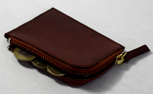 Porte-monnaie vintage personnalisé en cuir marron avec fermeture éclair lisse pour les voyages, les affaires, le bureau, les cadeaux et la promotion - Product Image 3