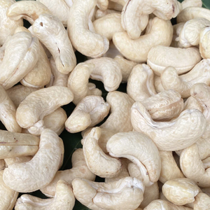 ถั่วเม็ดมะม่วงหิมพานต์ W320จากเวียดนาม - Product Image 1