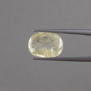 ไพลินสีเหลืองธรรมชาติแท้ รับรองโดย IGI เกรด AAA ขนาด 14x10 มม. รูปทรงคุชชั่น น้ำหนัก 7.92 กะรัต พลอยหลวม เปลี่ยนสีได้ ผ่านการเคลือบแว็กซ์/น้ำมัน - Product Image 1