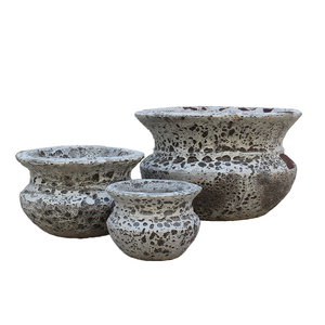 Artisanat de poterie vietnamien du Vietnam, pots et jardinières en céramique pour la décoration avec logo personnalisé - Product Image 1
