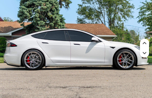 Tesla Model S Plaid 2024 Usado - Product Image 2