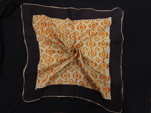 ผ้าพันคอผ้าฝ้ายทำมือลายพิมพ์บล็อกลายดอกไม้สไตล์ชาติพันธุ์  ชุดผ้าพันคอและผ้าผูกคอ  เนื้อผ้านุ่มสบายผิว เหมาะสำหรับฤดูร้อน ของขวัญวันวาเลนไทน์ - Product Image 4