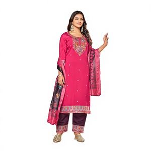 Salwar Kameez en soie jacquard gaufrée, broderie multi-fils Jari, entièrement cousu, pour les fêtes - Product Image 1