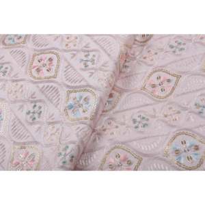 Tela de Satén Semiseda Bordada con Flores, Color Rosa con Lentejuelas Doradas, 58 Pulgadas de Ancho, Elástica, para Bolsos - Product Image 1