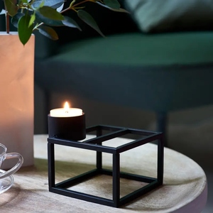 Support de bougie chauffe-plat en métal noir moderne, design géométrique en forme de cube, décoration d'intérieur, accent de table, pièce maîtresse de table, design minimaliste élégant - Product Image 3