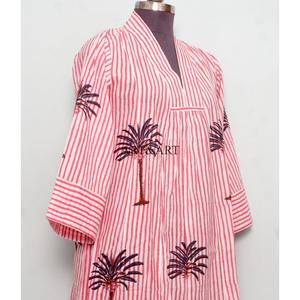 Vestido midi holgado con estampado de palmeras, ligero, ecológico, de algodón transpirable y lavable, elegante, con cuello en V y manga 3/4 para mujer. - Product Image 6