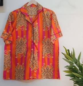 Conjunto de Pijamas de Algodón a Juego para la Familia con Estampado de Tigre |   Ropa de Dormir de Manga Corta para Hombres, Mujeres y Niños |   Ropa de Dormir Cómoda. - Product Image 2