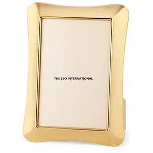 Eye Catching Look Luxurious Design High Grade <b>Gold</b> Plated Heavy Duty Metal Made <b>Photo</b> <b>Frame</b> Home Decoration Supplies From India - Product Image 3