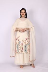 Conjunto de traje Sharara de 3 piezas de estilo étnico moderno para mujer con bordado de hilo y lentejuelas, ropa a la moda. - Product Image 4