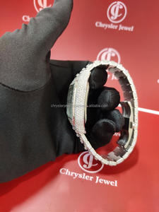 Reloj Moissanite de lujo para hombres y mujeres Banda de acero inoxidable con diamantes Nuevo para ocasiones especiales - Product Image 4