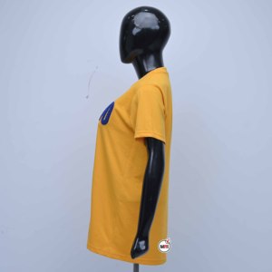 เสื้อยืดปักโลโก้ตามสั่ง คอกลม ทรงปกติ ผ้าคอตตอนเจอร์ซีย์ แขนสั้น สวมใส่สบาย ระบายอากาศได้ดี สีเหลือง ตัวอักษร - Product Image 3