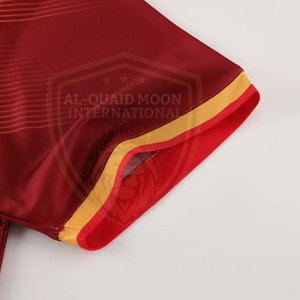สินค้าขายดี มีสินค้าในสต็อก ชุดฟุตบอล ชุดกีฬาฟุตบอลขายดี ราคาถูก - Product Image 4