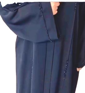 Abayas pour femmes de qualité supérieure élégantes et modestes brodées à la main robes traditionnelles de Dubaï tissu respirant vêtements traditionnels musulmans - Product Image 1