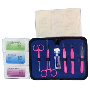 Herramienta quirúrgica Tijeras Fórceps Herramienta de almohadilla de sutura para enfermería Práctica quirúrgica Medicina Suturas dentales Recursos de enseñanza - Product Image 1