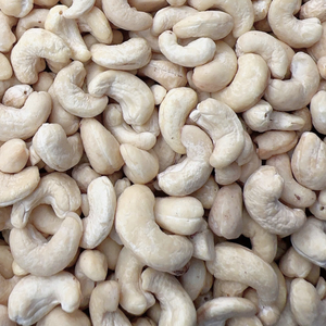 Offres Spéciales Noix de Cajou Bio Torréfiées de Haute Qualité W240 Prix Mondiaux des Noix de Cajou Santigo Ltd OEM, ODM - Product Image 1