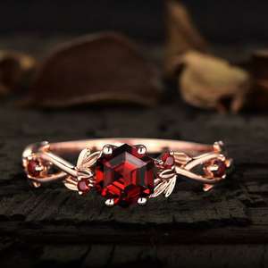 Anillo vintage hexagonal de granate, plata de ley 925, chapado en oro rosa de 14k, diseño de hoja y rama, anillo de promesa para mujer - Product Image 1