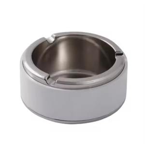 Cenicero de Metal de Lujo Resistente al Calor para Cigarros, Cigarrillos y Tabaco, Decoración para Mesa de Hogar, Oficina u Hotel - Product Image 1