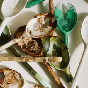 ชุดช้อนตักสลัดทำจากเรซิ่นอินเดียแบบเป็นมิตรกับสิ่งแวดล้อม สำหรับใช้ในงานปาร์ตี้ - Product Image 1