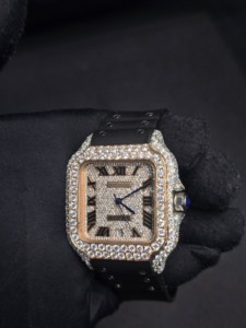 Montre carrée de luxe bicolore en acier inoxydable or rose, entièrement pavée de diamants Moissanite, cadran en cristal saphir, chiffres romains - Product Image 3