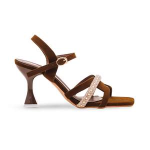 Sandalia de tacón marrón FN5979 con detalle elegante - Product Image 4