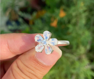 Flower Shape <b>Opal</b> Gemstone <b>Ring</b> in 925 <b>Silver</b> Prong Setting Romantic Style Women's Everyday Wear Jewelry - Product Image 2