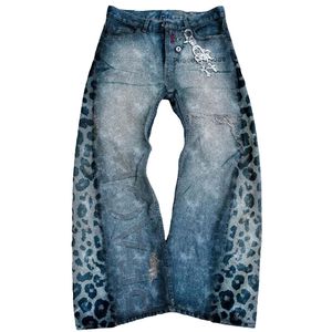 กางเกงยีนส์ลายพรางแบบคัสตอม แต่งผ้าปะติดสไตล์สตรีทแวร์ ดีไซน์สั่งทำพิเศษ คุณภาพงานเยี่ยม เนื้อผ้าพรีเมียม - Product Image 1