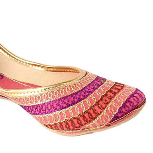 Calzado Tradicional Hindú Punjabi Khussa Jutti para Mujer, Hecho a Mano, con Estampado Personalizado, Color Sólido, Venta al Por Mayor, con Forro de Malla - Product Image 4