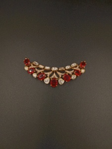 Conjunto de collar doble chapado en oro con diseño de flor clásica de Amaira Jewels para mujeres, joyería india para bodas. - Product Image 3