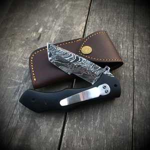 Cuchillo Plegable de Acero de Damasco SHARP POINT TRADES con Hoja Recta de 0.5mm de Grosor, Apertura con Perilla y Madera Artística - Product Image 5