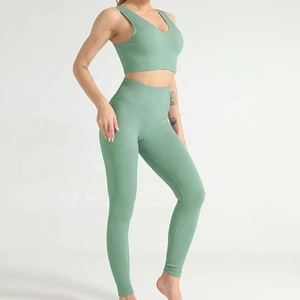Échantillon personnalisé 2 pièces : Ensemble haut de sport/yoga à manches longues et dos nu, et leggings de yoga push-up pour la gym. Fabricant OEM ODM - Product Image 6