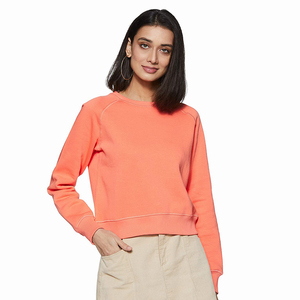 Sudadera Personalizada al por Mayor para Mujer, Color Azul Marino Sólido con Parche de Cuero, Servicio de Diseño Personalizado OEM - Product Image 1