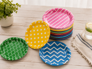 Assiettes en papier jetables biodégradables pour les fêtes d'Halloween et de Noël, pour les enfants - Product Image 1