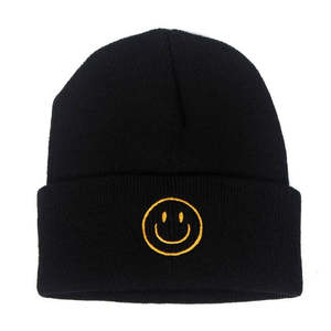 Gorro de Punto Fino Personalizable, Tejido Acrílico Suave, Puño Plegable, Impresión por Sublimación, RAO CRAFT EXPORTS AH-UB-3112, Unisex - Product Image 2