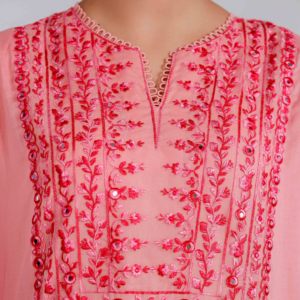 Conjunto de pantalones de traje Cámbrico bordados para mujer Modelo PS4322 de 2 piezas - Product Image 2