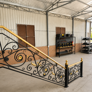 Idées élégantes de rampes d'escalier pour villas, lofts, maisons avec des détails en fer forgé durables et un charme raffiné pour un style de vie moderne - Product Image 5
