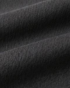 เสื้อกล้ามผู้ชายสีดำ ผ้าคอตตอนเจอร์ซีย์พรีเมียม สำหรับออกกำลังกาย ฟิตเนส ลำลอง ใส่สบายในฤดูร้อน น้ำหนักเบา ระบายอากาศได้ดี รับสกรีนโลโก้ตามแบบ - Product Image 6