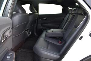 2025 para Toyota Crown Híbrido, Coche de Juguete Atractivo Recién Adquirido - Product Image 2