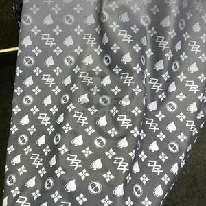 Camiseta sublimada con monograma personalizado de alta calidad, de algodón y poliéster, de secado rápido y tela ecológica, disponible a precio de fábrica. - Product Image 4