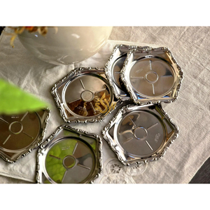Posavasos de Metal con Forma Personalizada y Soporte, Color Plata Antigua, para Servir Bebidas en Hoteles y Restaurantes, Posavasos de Latón - Product Image 4